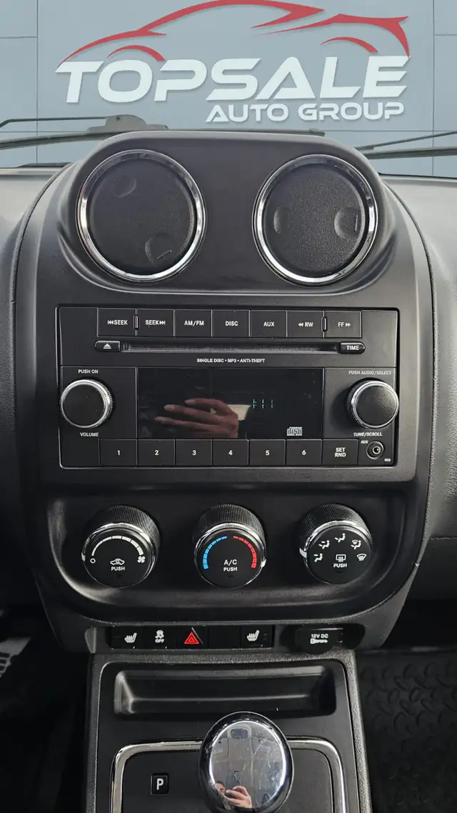 2012 Jeep Compass Sport 4WD - Photo 17
