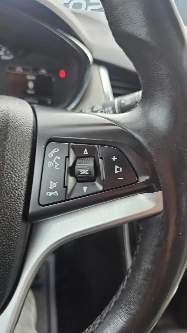 2017 Chevrolet Trax Premier - Photo 18
