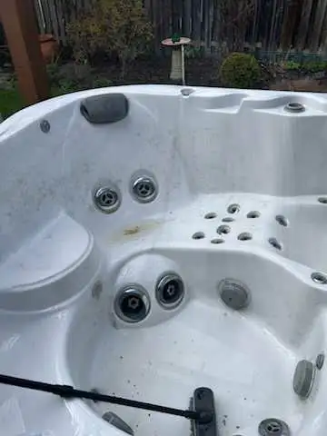 hot tub deap cleaning services - Photo 6