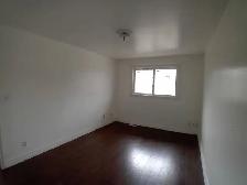Niagara Falls 2-3 Bedroom APTS in a house all inclusive - Photo 2