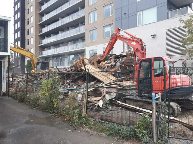 Labourers and carpenters needed - Photo 4