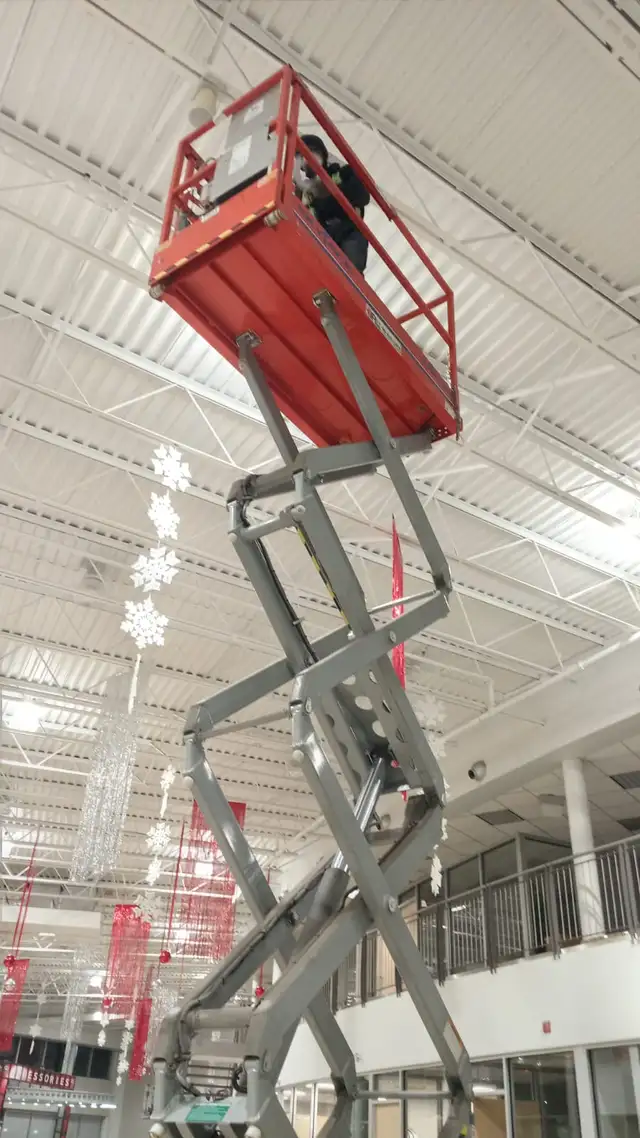 VINCE COMMUNICATIONS - Photo 2