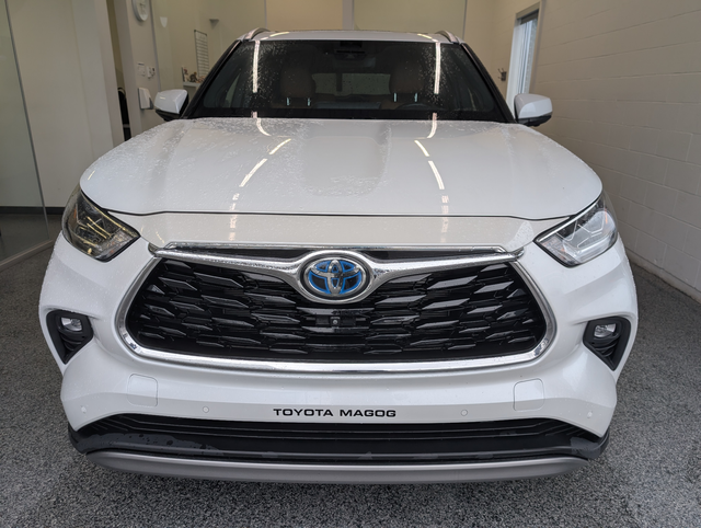 2023 Toyota Highlander hybrid LIMITED AWD, - Photo 3