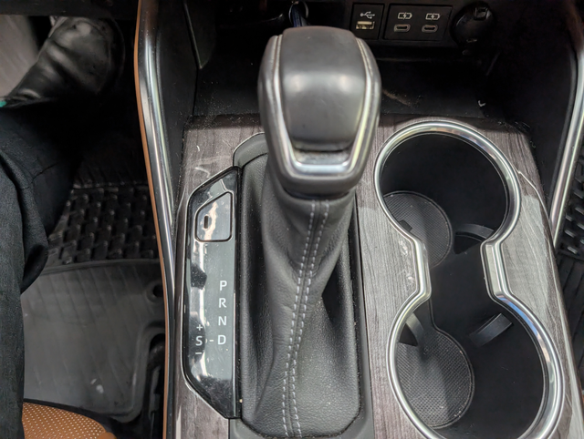 2023 Toyota Highlander hybrid LIMITED AWD, - Photo 19