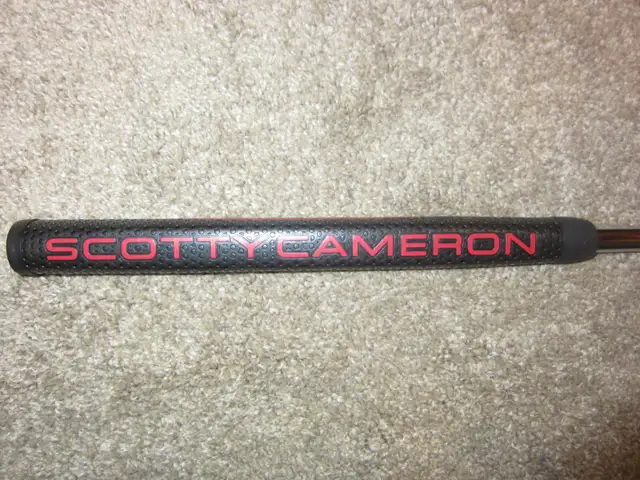 10/10 LOOKS NEW SCOTTY CAMERON RH 35' PUTTER   H/C - Photo 5