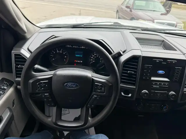 2018 Ford F-150 XLT - 5.0L - WORK BOX! - Photo 17