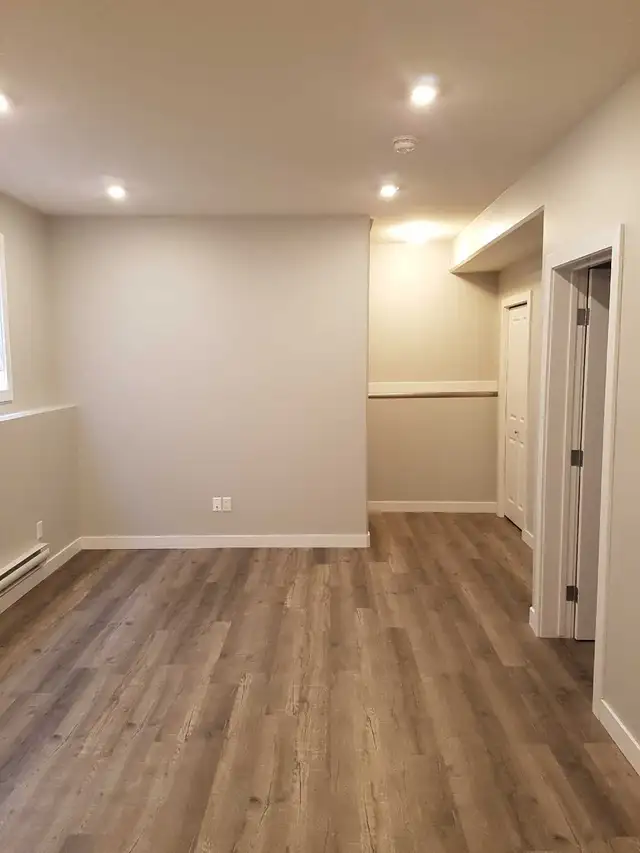 Basement suite for rent in Evergreen - Photo 2