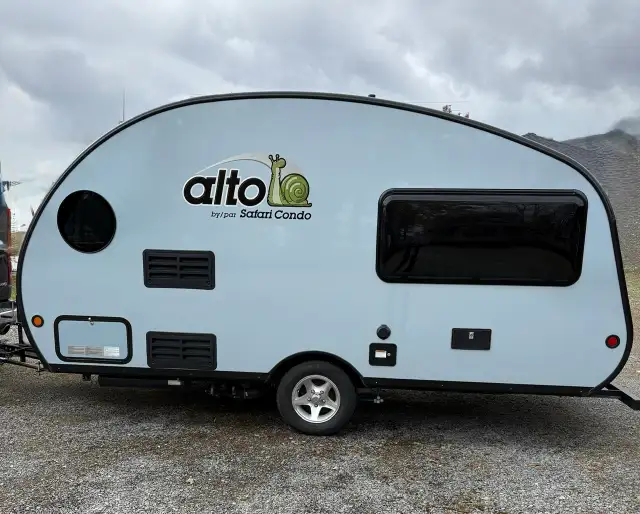 Roulotte ALTO F1743 — Année 2016 - Photo 8