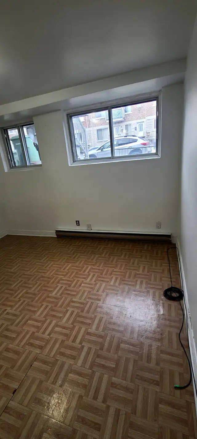 3 1/2 - A LOUER :: (MONTREAL) ::  3 1/2 - FOR RENT - Photo 6