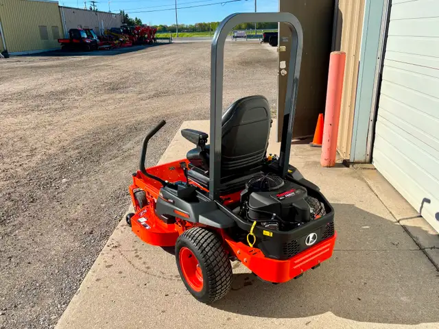 2026 Kubota Z232KW-42 Zero Turn w/ Suspension Seat Kit - Photo 3