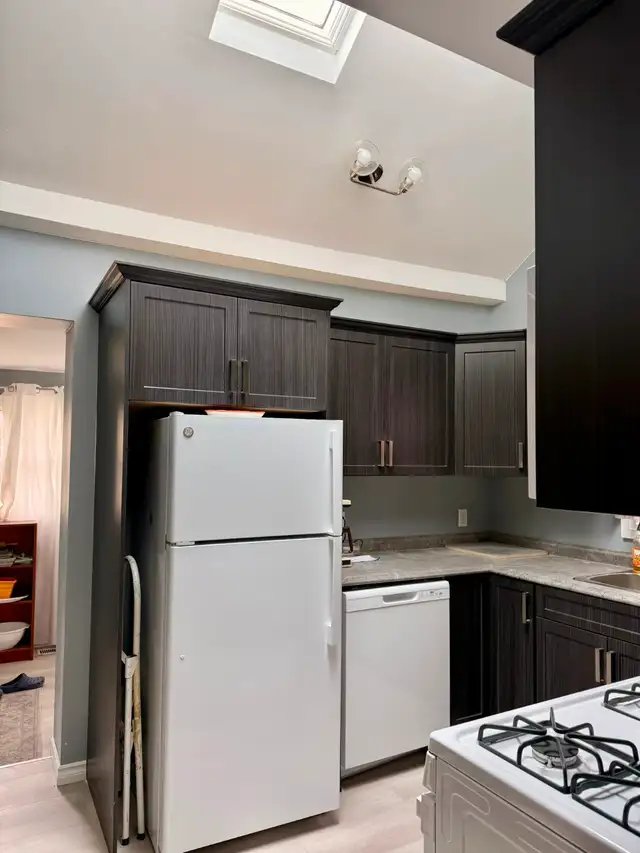 FOR SALE BY OWNER – FULLY RENOVATED 6-BED 3-BATH 2-KITCHENS - Photo 6
