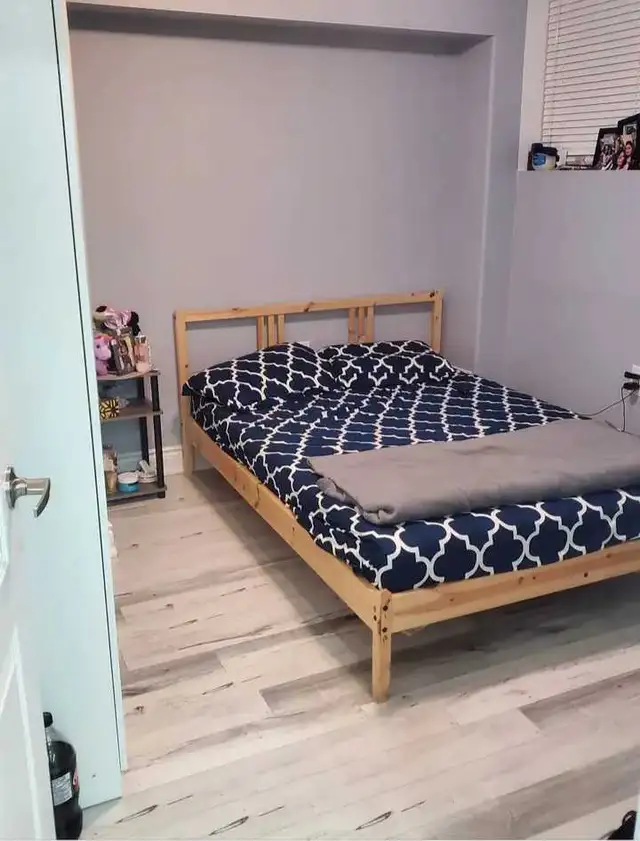 Beautiful Legal 2 bedroom basement available for rent!! - Photo 4