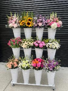 Flower Bar Rental Stand Decor - Photo 4