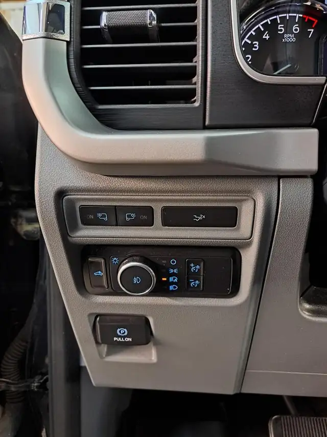 Ford F-150 XLT cabine SuperCrew 4RM caisse de 6,5 pi 2022 à vend - Photo 10