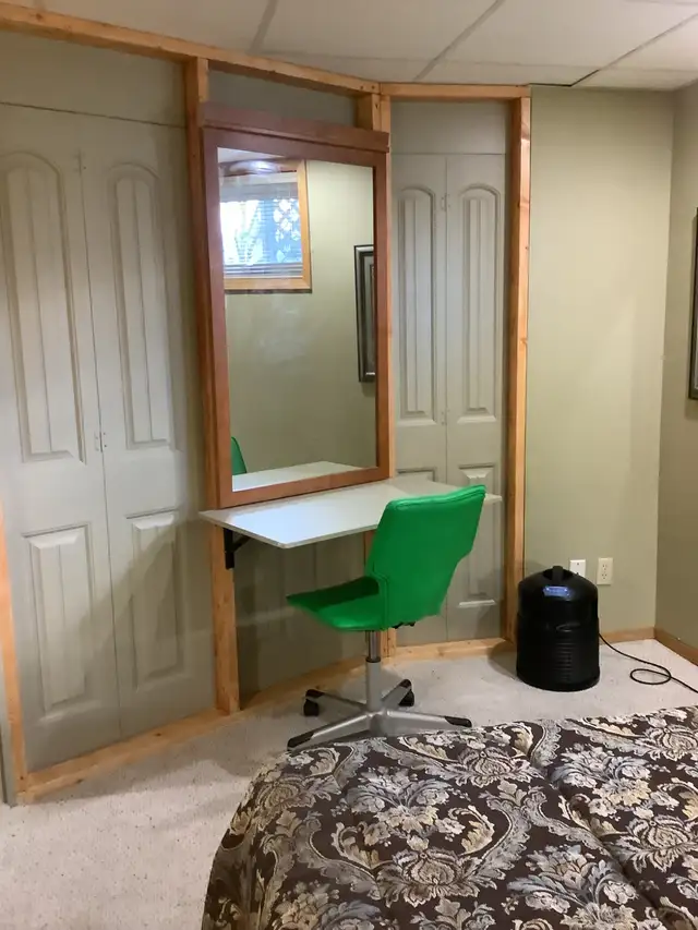 Furnished Basement  – Private Bathroom – Sandstone NW, Calgary - Photo 3