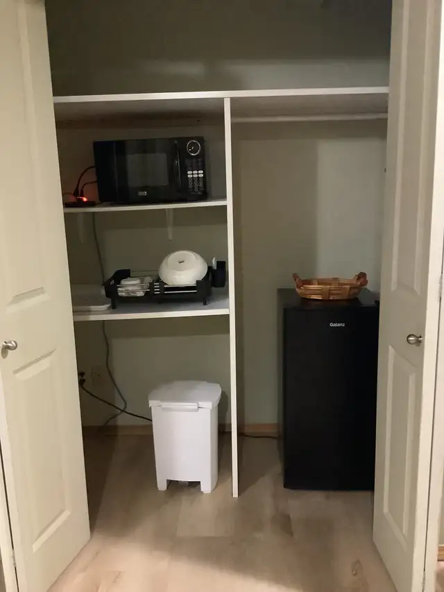 Furnished Basement  – Private Bathroom – Sandstone NW, Calgary - Photo 6