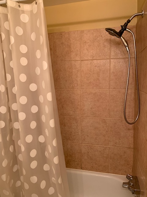 For Rent: Furnished Rooms in a Shared House - Photo 6