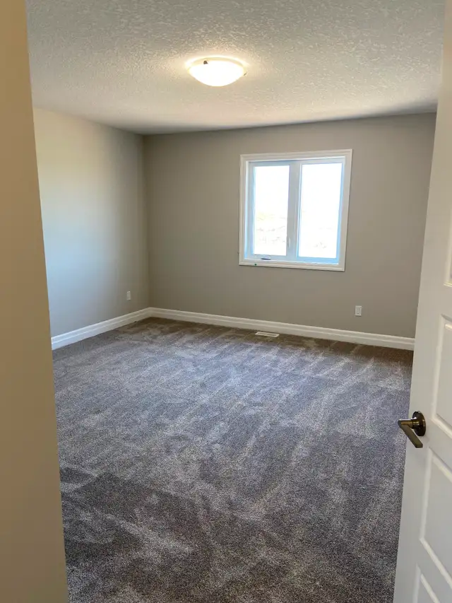 Room for rent - Photo 7