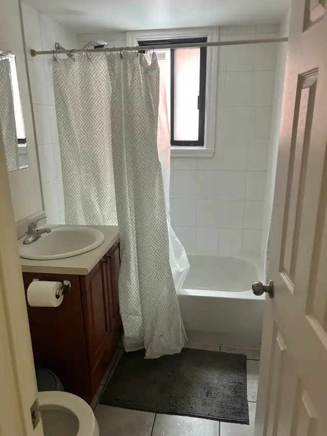 4-1/2 for rent laval - Photo 2
