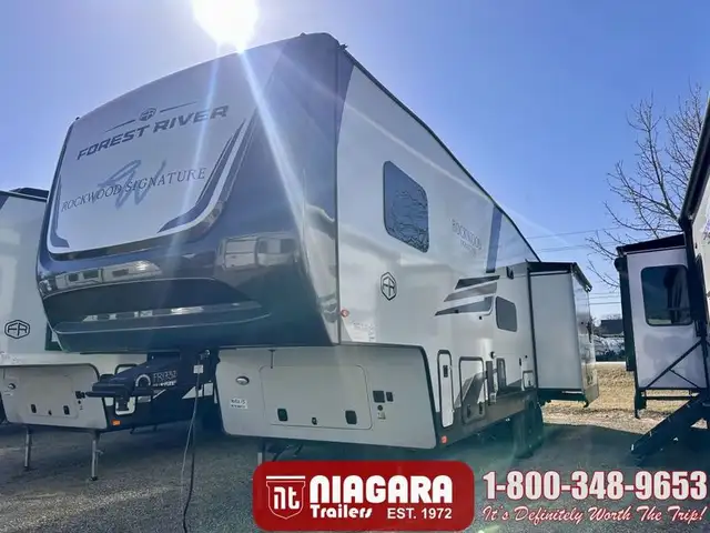 2025 FOREST RIVER ROCKWOOD SIGNATURE 378BH - Photo 2