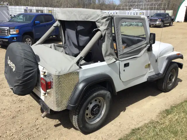 Jeep YJ - Photo 3