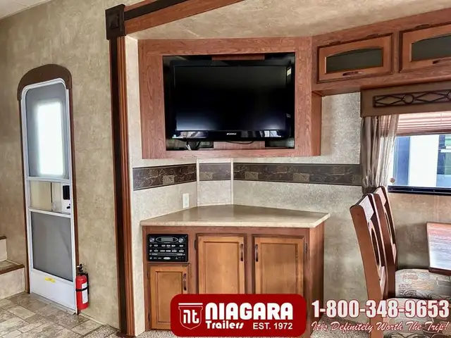 2012 K-Z INC. DURANGO 295CS Fifth Wheel - Photo 7