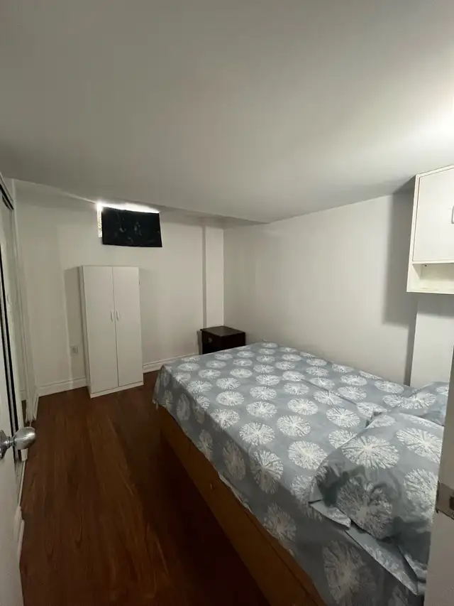 One Bedroom Basement in Mississauga - Photo 4