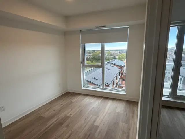Spacious 1 Bed  Den Apartment for Rent- Below Market Rent! - Photo 5
