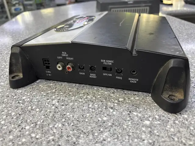 MTX Audio MXA4001 400 watt amplifier - Photo 2