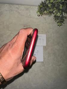 iPhone 11 64GB Red Airpods/Charger Set/Delivery - Photo 5
