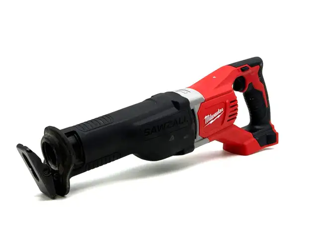 Milwaukee 2621-20 M18 18V SAWZALL Reciprocating Saw - $99