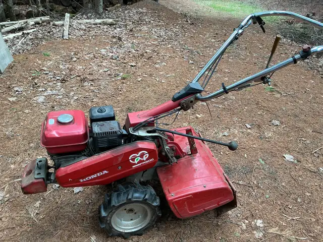 Honda Rear Tine Tiller
