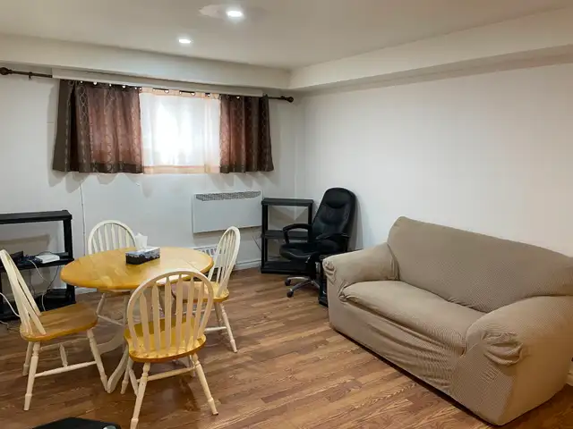 3 ½ Furnished, Electricity, Heating, Parking included-Cote Vertu - Photo 2