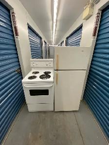 WHITE FRIDGE N STOVE - Photo 10