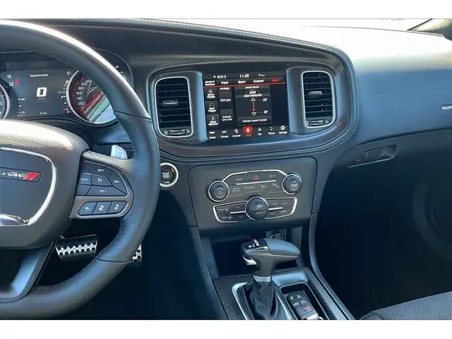 2023 Dodge Charger Scat Pack Super Bee 6.4L HEMI V8 RWD - Photo 7