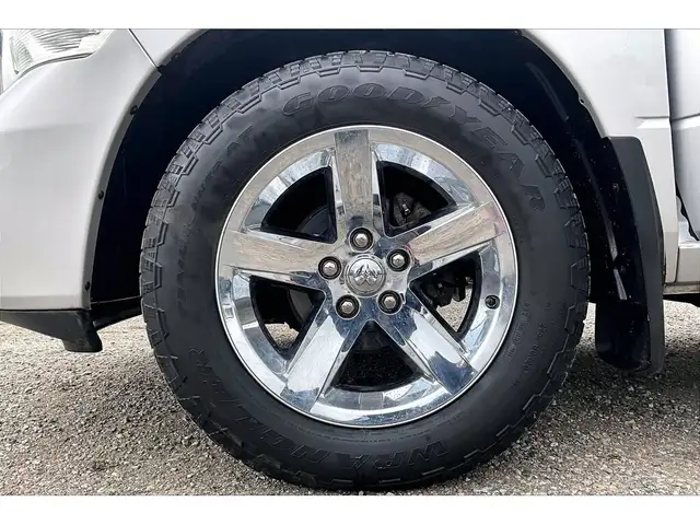 2011 Ram 1500 Sport Crew Cab | AS IS | 4X4 - Photo 8
