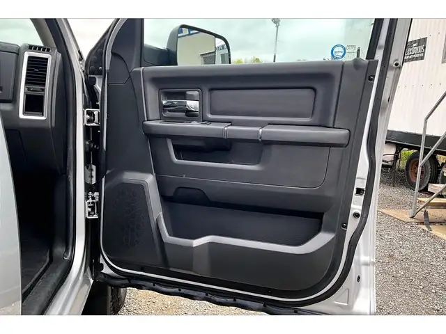 2011 Ram 1500 Sport Crew Cab | AS IS | 4X4 - Photo 19