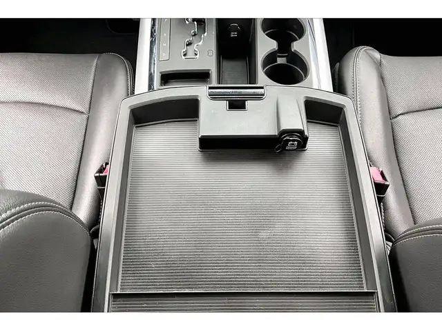 2011 Ram 1500 Sport Crew Cab | AS IS | 4X4 - Photo 24