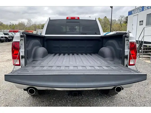 2011 Ram 1500 Sport Crew Cab | AS IS | 4X4 - Photo 28
