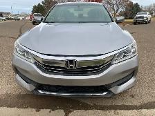 2016 Honda Accord LX - Photo 3