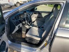 2016 Honda Accord LX - Photo 10