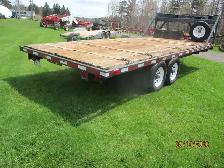 5th wheel trailer - Photo 2