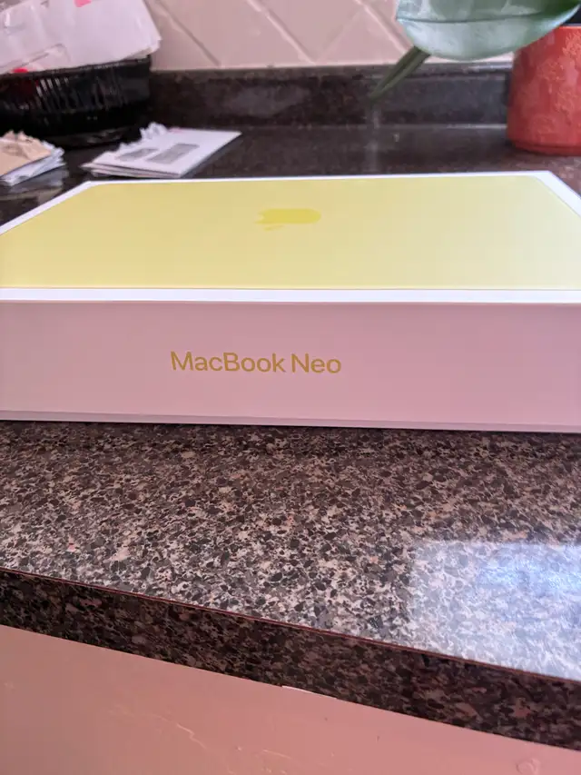 Macbook Neo Citrus 256GB Apple Care included - Photo 8