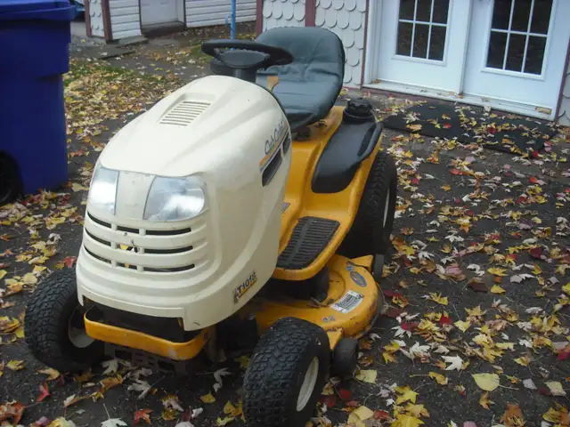 TRACTEUR  À GAZON - Photo 3