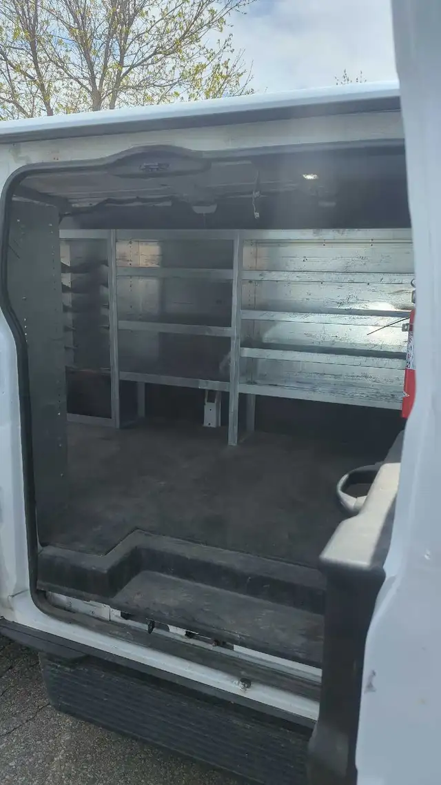 2018 Ford Transit 350 Cargo Van - Photo 7