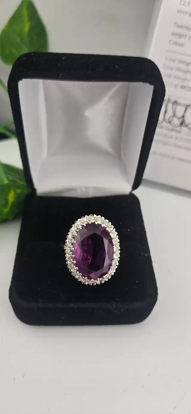 14KT Colour‐Change Sapphire Ring w/ Diamond Accents (#7496) - Photo 3