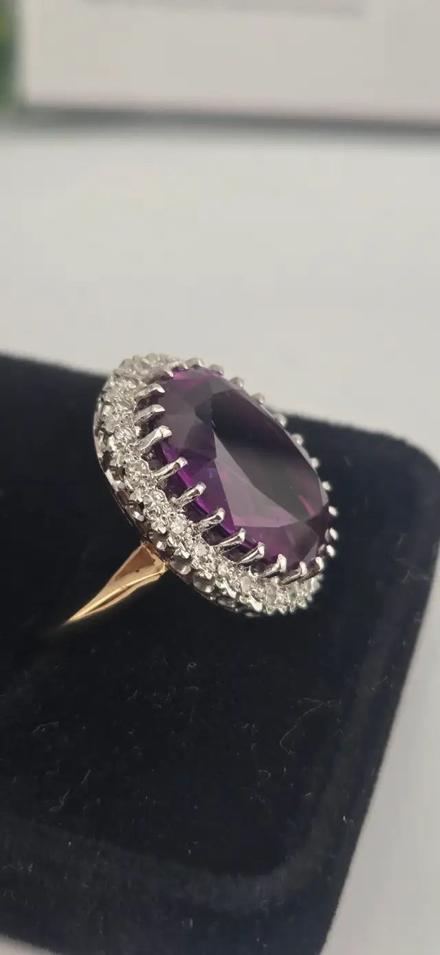 14KT Colour‐Change Sapphire Ring w/ Diamond Accents (#7496) - Photo 4