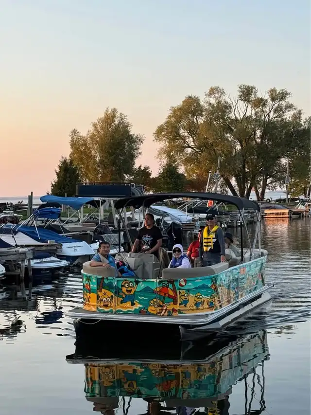 Cheapest Fishing Pontoon on Lake Simcoe/ Toronto - Photo 3