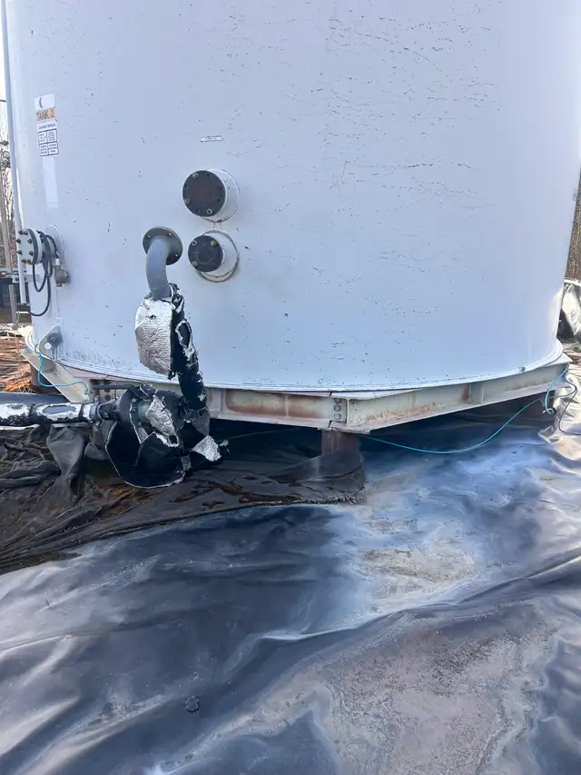 750 BBL Double-Walled Storage Tanks – Like New Interior - Photo 4