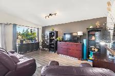 Well-built 1100sqft Bungalow just a short walk from the lake! - Photo 5